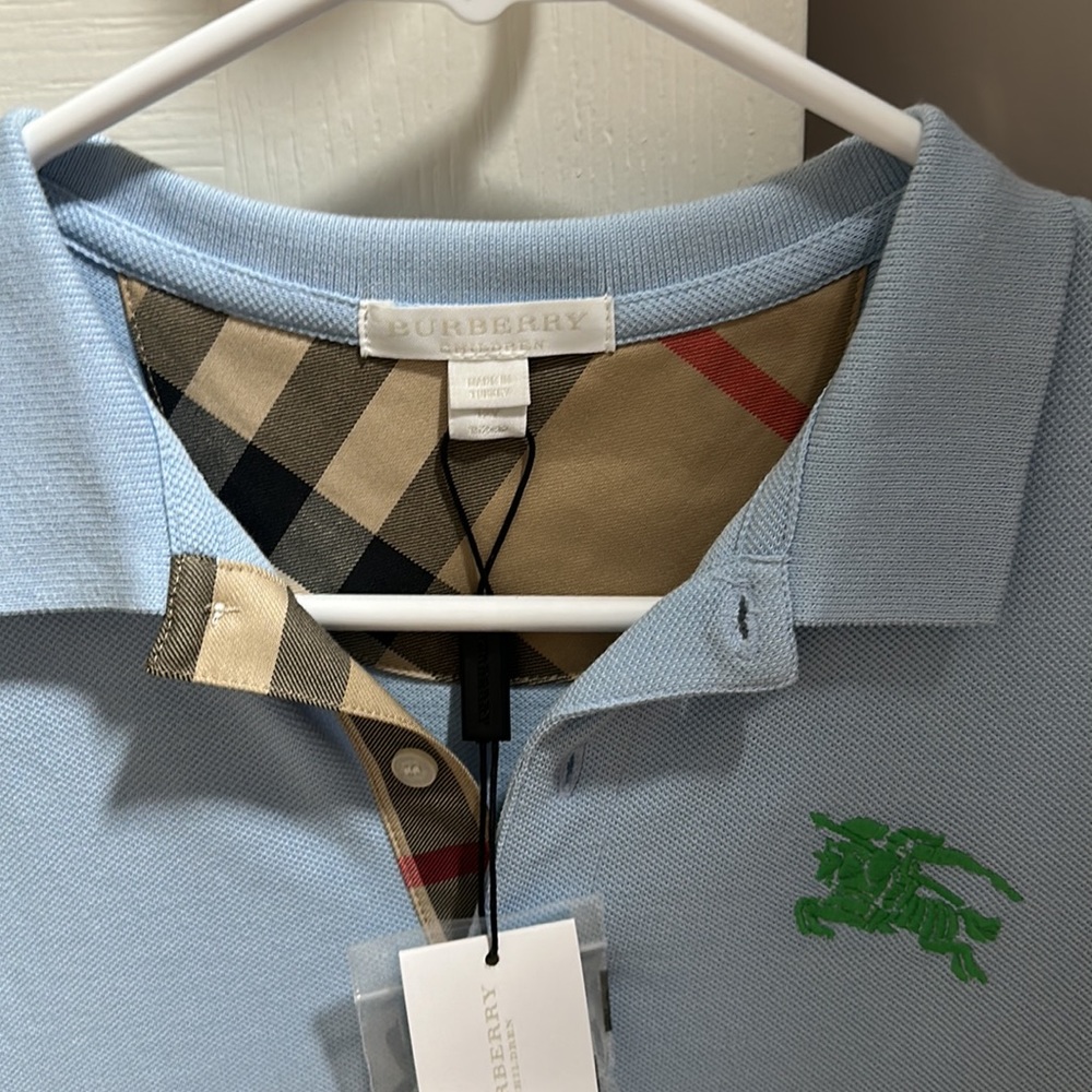 Burberry shirt for boys size 12 - Picture 2 of 4